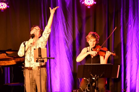 „Lasst Angst nischt essen Seele oyf“ – Konzert von Stephan Wapenhans & Friends