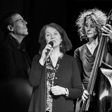 Sharon Anegg Trio