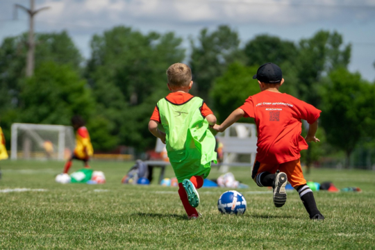 Sportlicher Nachmittag am Fußballplatz