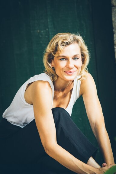 VALERIE SAJDIK – „Amitiés“