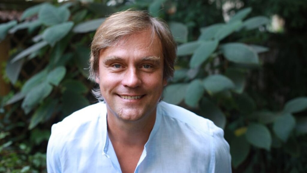 Lesung Stefan Maiwald „Espresso unter Sternen“ mit Musikbegleitung