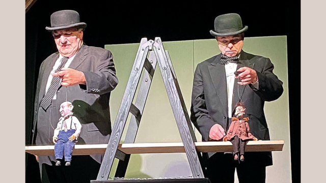 24 Laurel & Hardy