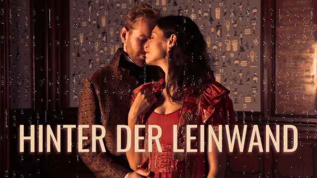 Hinter der Leinwand