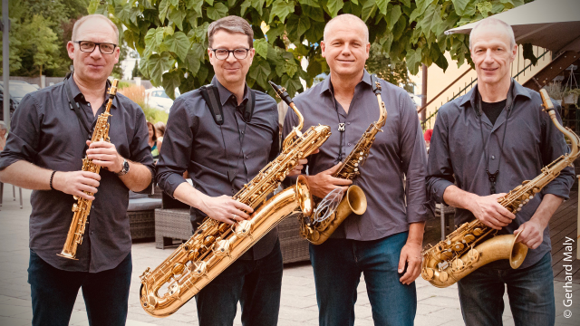 The Saxonuts