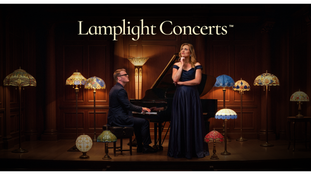 CHRISTMAS LAMPLIGHT CONCERT: AN IMMERSIVE NIGHT OF SONG & LIGHT