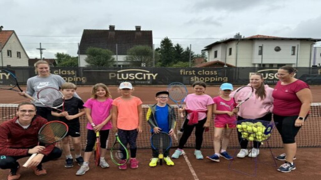 Spiel, Satz und Sieg: Sportunion Pasching