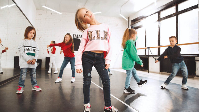 Hip Hop Dance – TikTok Choreo