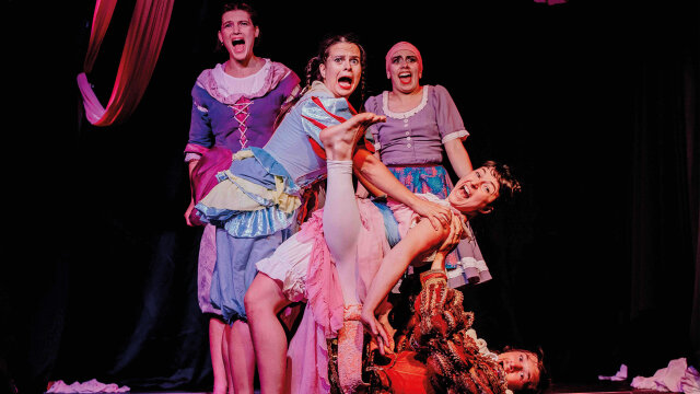 CIRCle Circus Collective