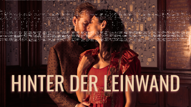 Hinter der Leinwand