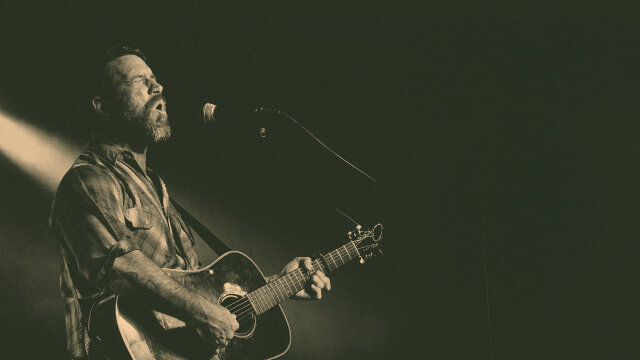 CHUCK RAGAN