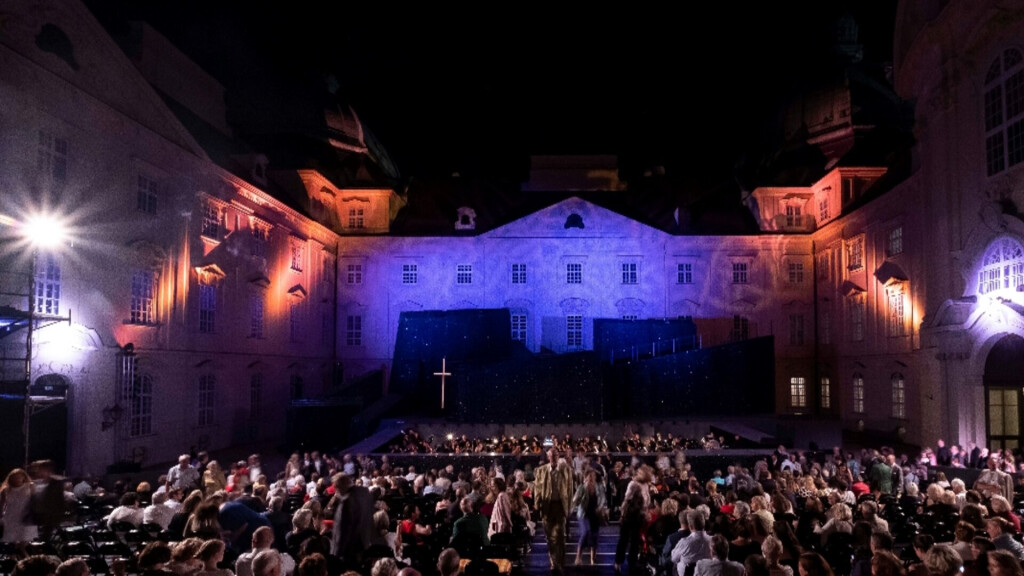 operklosterneuburg 2025  „Tosca“ – Rotary Vorstellung